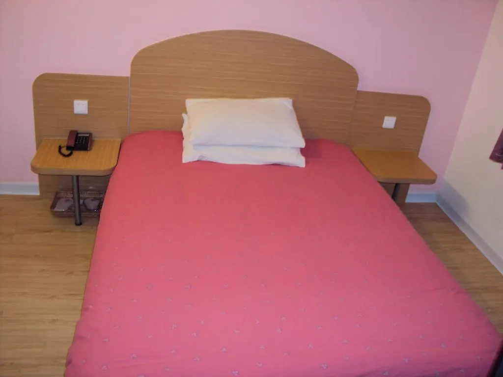 Songtai Hotel Shanghai 2*,  China